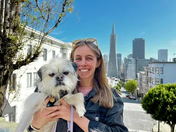 Little Dog, Big City - Gizmo Goes Urban