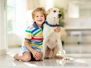 What’s the Best Age for Your Child to Get a Dog? Signs, Tips & Responsibilities
