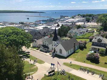 Are Dogs Allowed on Mackinac Island? (Updated in 2026)