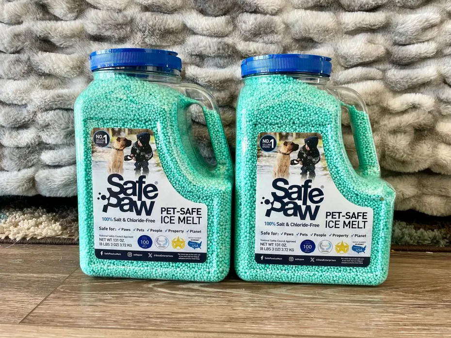 Safe Paw Ice Melter Review - packaging