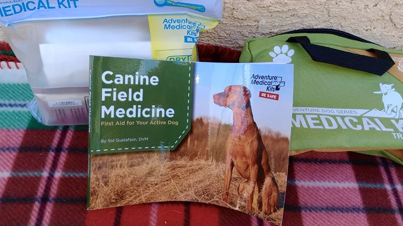 canine field medicine book