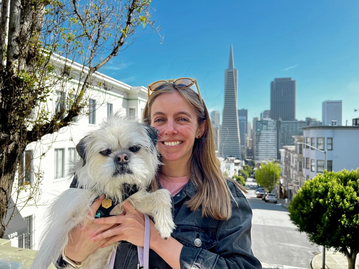 Kate and Gizmo in front of the TransAm building in San Francisco