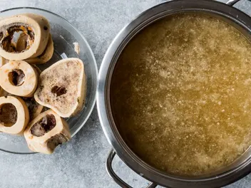 8 Amazing Benefits of Bone Broth for Dogs & Why We Love It (Vet Approved)
