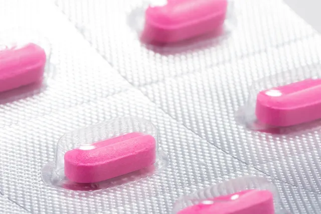 Benadryl Overdose In Dogs: Our Vet Discussed 5 Signs & What To Do Next