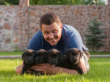 How Much Do Dog Breeders Make? (2026 Salary Overview)