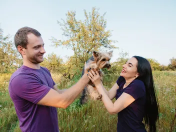 My Dog Doesn’t Like My Boyfriend, What Should I Do? 7 Vet-Approved Tips