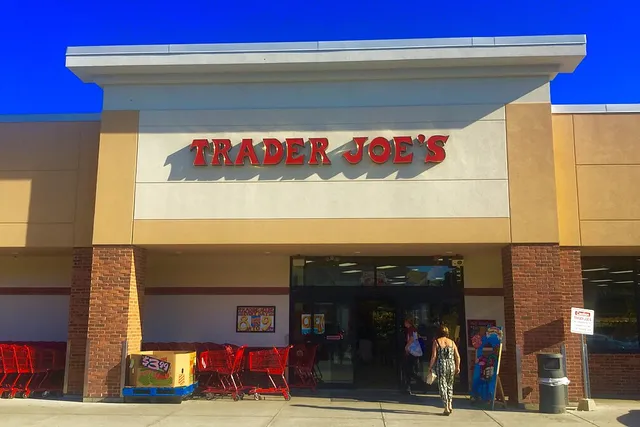 Are Dogs Allowed in Trader Joe's? 2026 Update