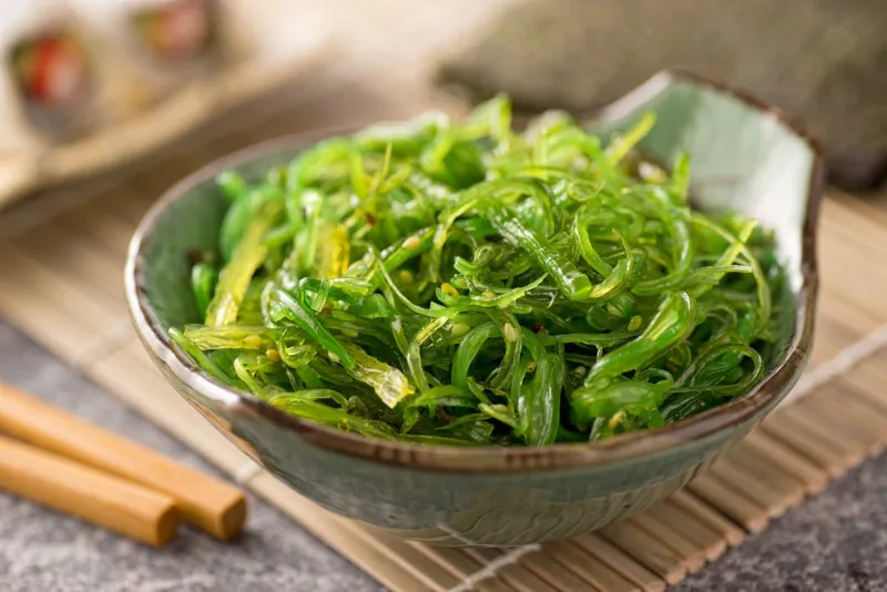 fresh seaweed salad