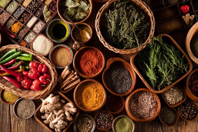 Can Dogs Taste Spice? Vet-Verified Facts & Risks
