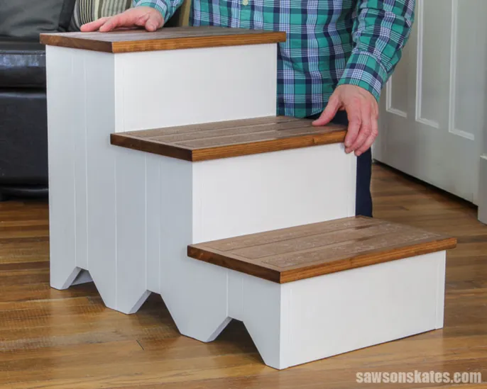 Farmhouse DIY Dog Stairs