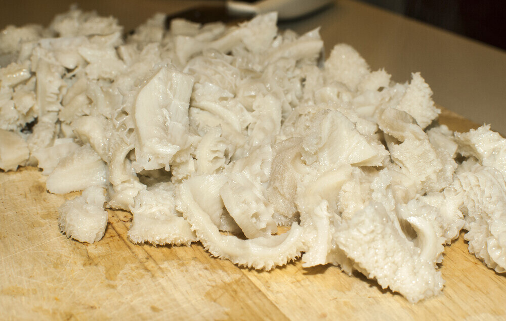 Chopped boiled beef tripe