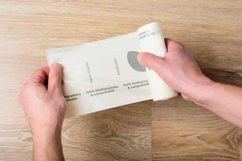 Alternatives to Dog Poop Bags: 9 Great Choices