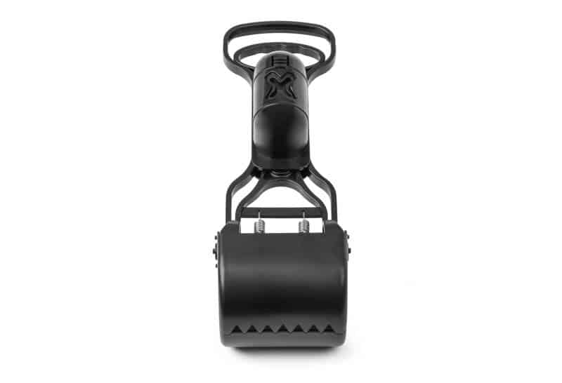 black color plastic pooper scooper