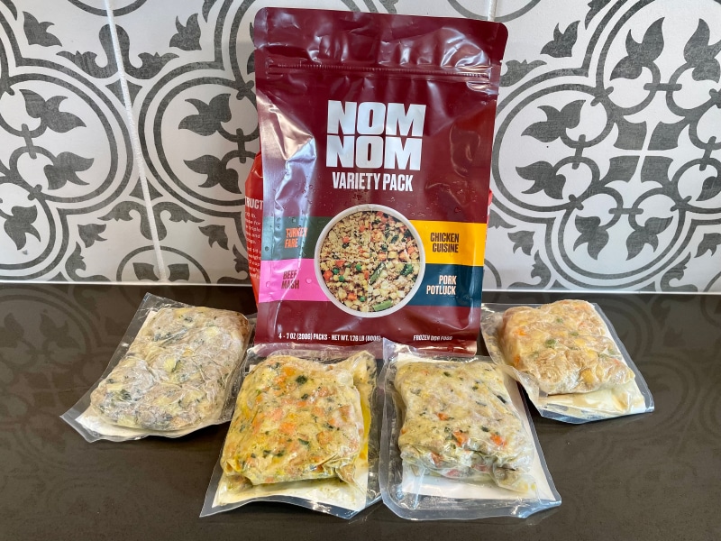 nom nom variety pack contents