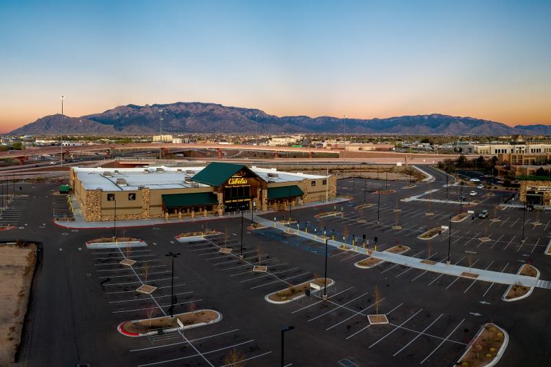 Are Dogs Allowed in Cabela’s in 2026? Pet Policy Explained