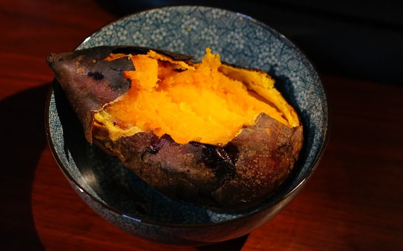 How to Cook Sweet Potatoes for Dogs: Vet-Reviewed Recipes & What to Know