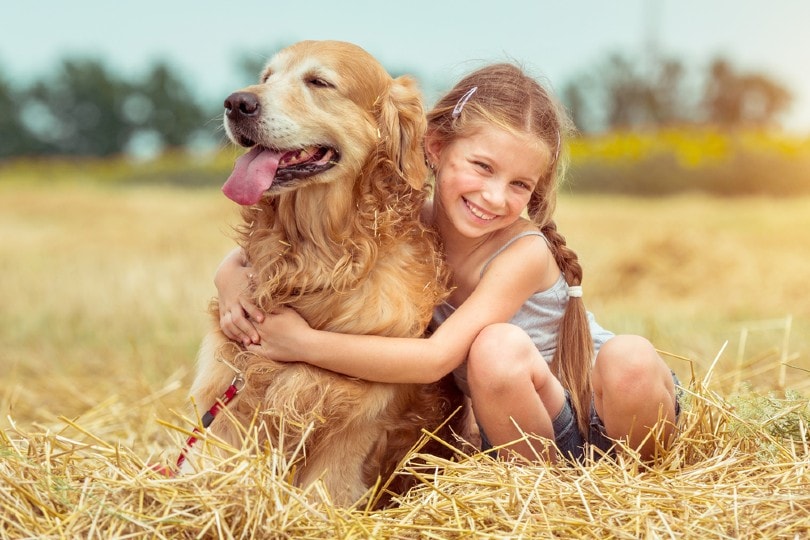 Are Golden Retrievers Good With Kids? Important Facts & Tips