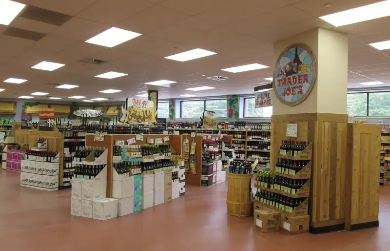 Are Dogs Allowed in Trader Joe's? 2026 Update — Dogster