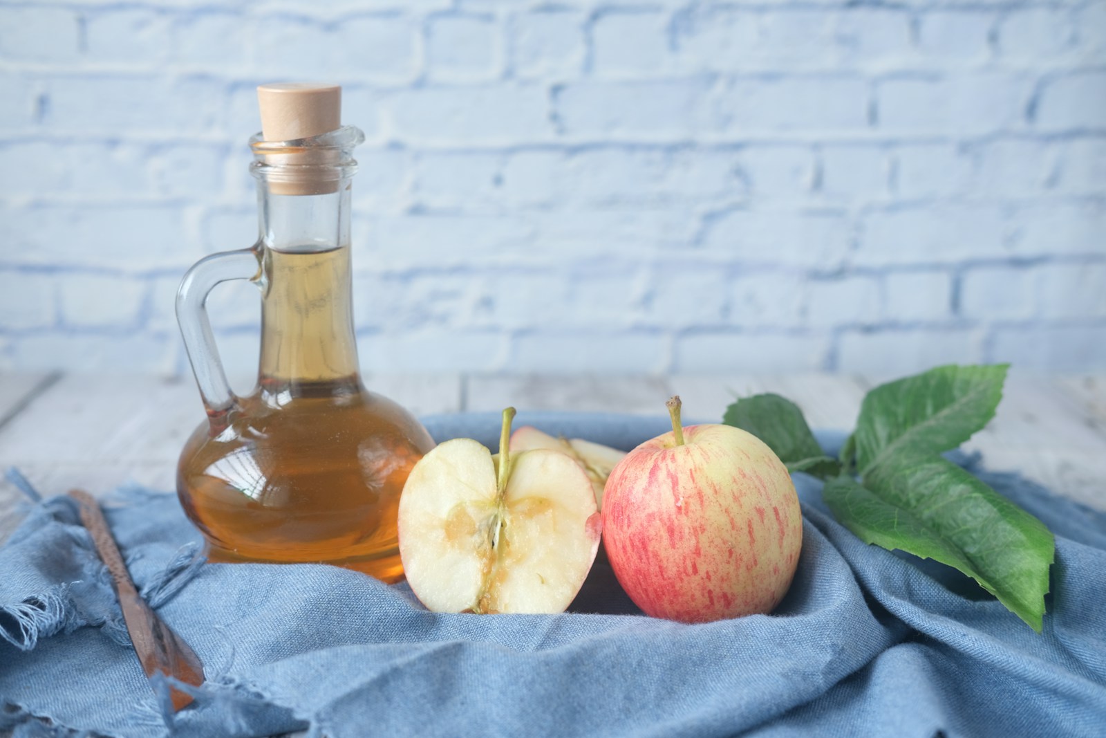 Apple Cider Vinegar for Dogs: Vet-Approved Uses, Safety & Effectiveness