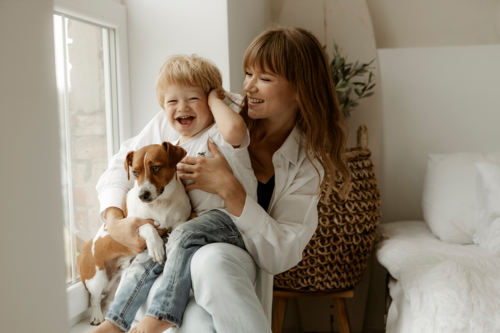 Toddlers & Dogs: 6 Vet-Approved Tips to Keep Them Safe Together