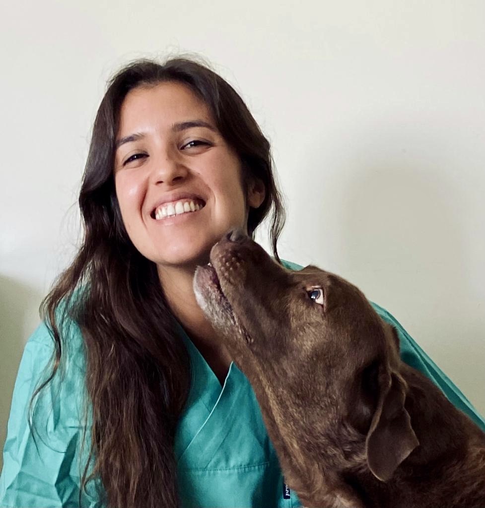 Dr. Carolina Domingues DVM