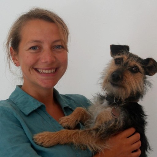 Dr. Joanna Woodnutt BVM BVS